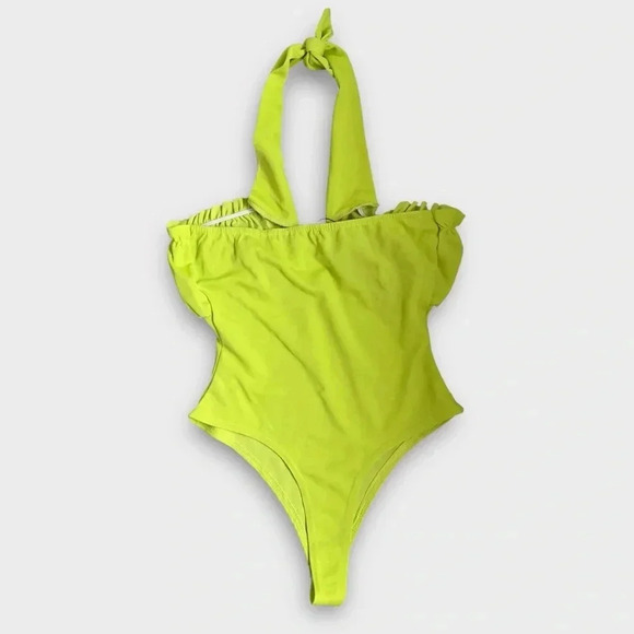 NWT Prettylittlething Halter Neck Bodysuit - Picture 3 of 5